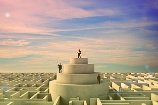 002471中超控股3月30日收盤(pán)小幅上漲0.82%