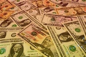 支持和鼓勵(lì)更多合格金融機(jī)構(gòu)參與信用保護(hù)工具業(yè)務(wù)